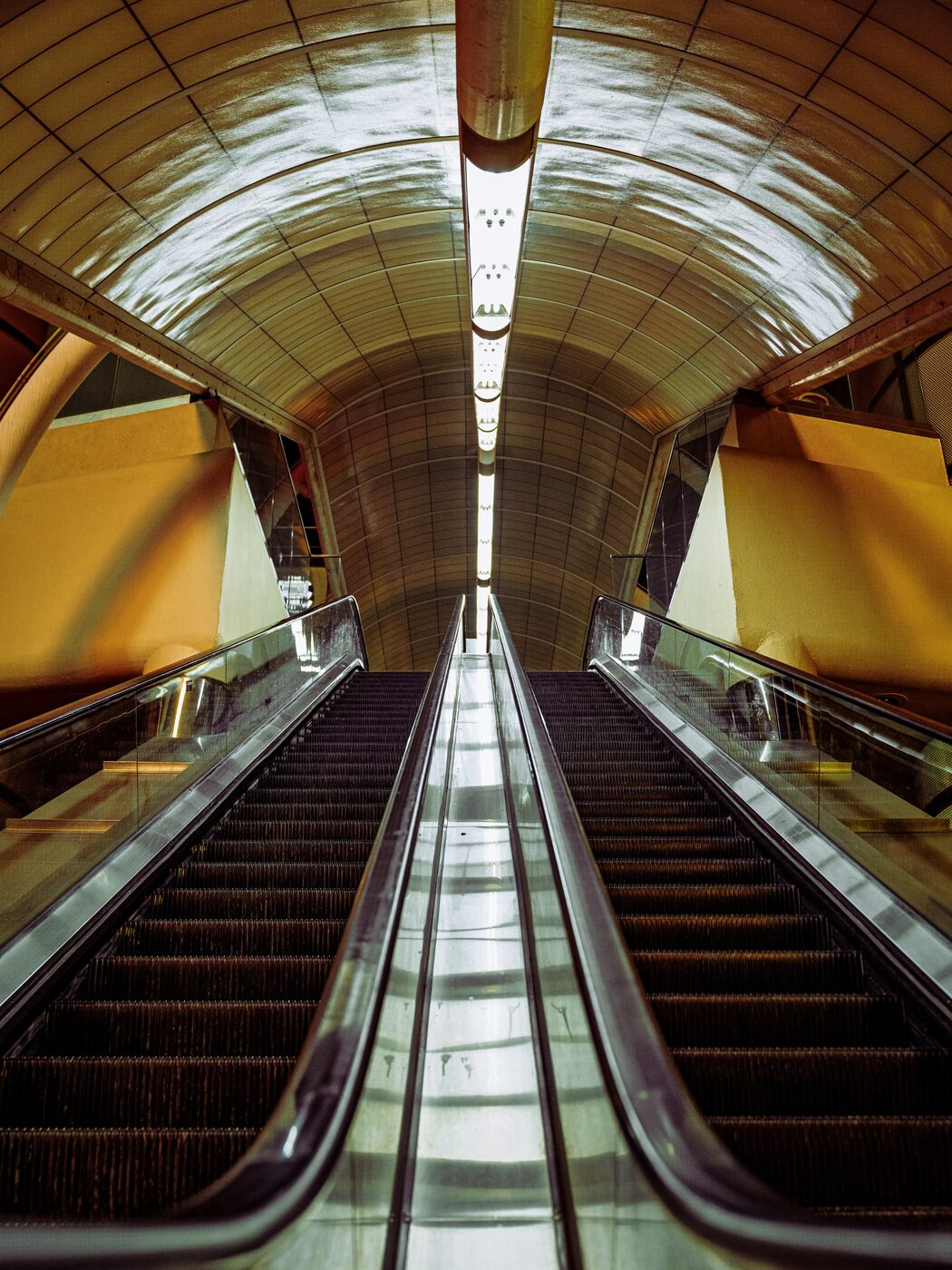Architectural escalator study